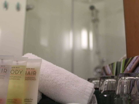 Ibis Newcastle - Holiday Jervis Bay 38