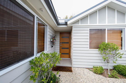Armidale Cottage - House 2 - Holiday Jervis Bay 1