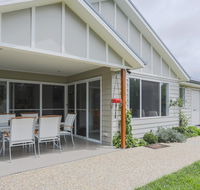 Armidale Cottage - Holiday Jervis Bay