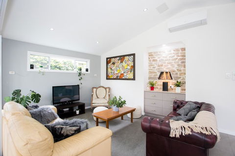 Armidale Cottage - House 2 - Holiday Jervis Bay 21