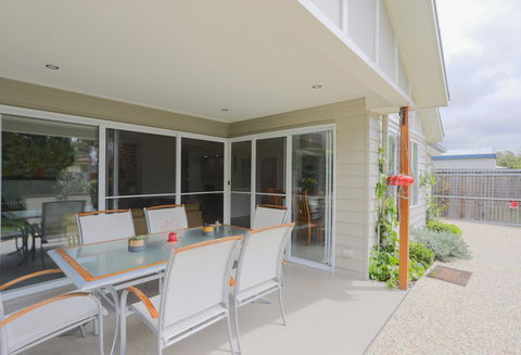 Armidale Cottage - House 2 - Holiday Jervis Bay 5
