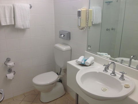 Coogee Sands Hotel & Apartments - Holiday Jervis Bay 6