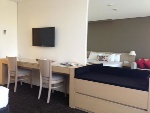 Coogee Sands Hotel & Apartments - Holiday Jervis Bay 13