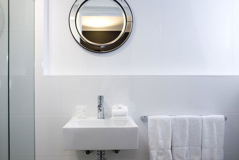 Hotel Challis Potts Point - Holiday Jervis Bay 7