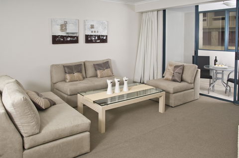 Oaks Sydney Castlereagh Suites - Holiday Jervis Bay 19