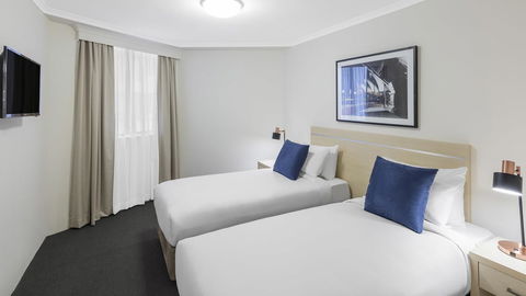 Oaks Sydney Castlereagh Suites - Holiday Jervis Bay 14