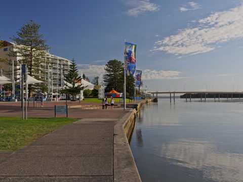 Oaks The Entrance Waterfront Suites - Holiday Jervis Bay 12