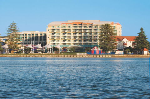Oaks The Entrance Waterfront Suites - Holiday Jervis Bay 9