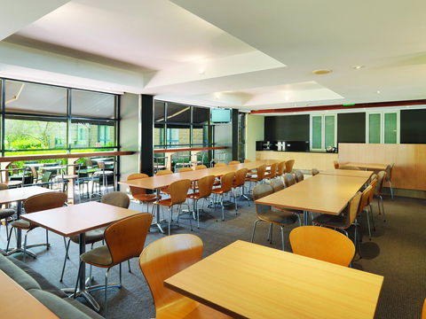 Mercure Sydney Manly Warringah - Holiday Jervis Bay 4