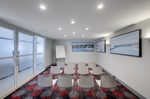 Mercure Sydney Manly Warringah - Holiday Jervis Bay 30