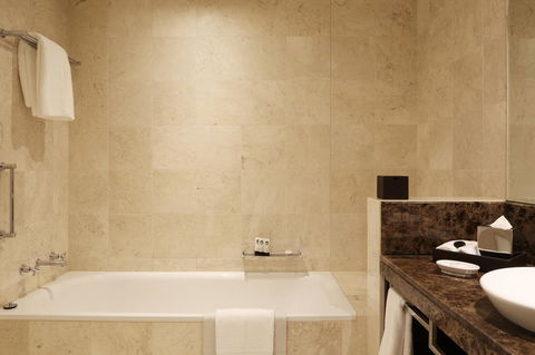 Sofitel Sydney Wentworth - Holiday Jervis Bay 7