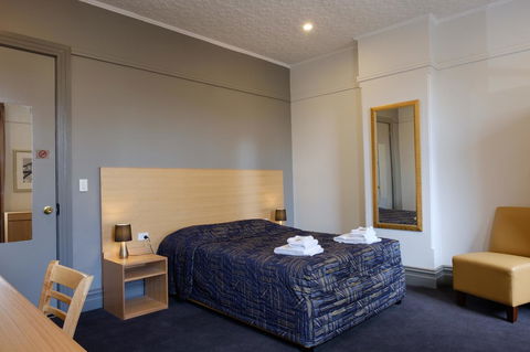 Royal Exhibition Hotel - Holiday Jervis Bay 13
