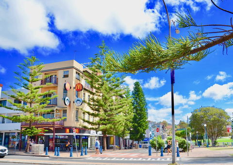 Mad Monkey Hostel Coogee Beach - Holiday Jervis Bay 14