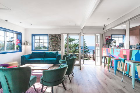 Mad Monkey Hostel Coogee Beach - Holiday Jervis Bay 5