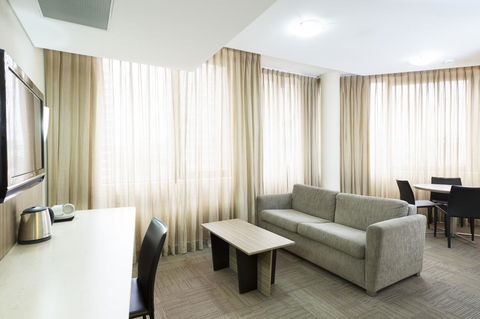 Metro Hotel Marlow Sydney Central - Holiday Jervis Bay 10