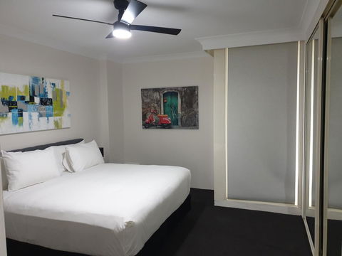 Liv Apartments Haymarket - Holiday Jervis Bay 5