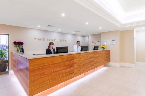 Macleay Hotel - Holiday Jervis Bay 2