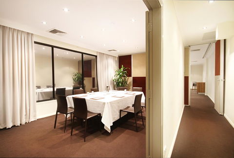 Central Studio Hotel Sydney - Holiday Jervis Bay 12