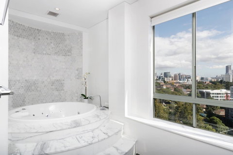 Rydges Parramatta - Holiday Jervis Bay 8
