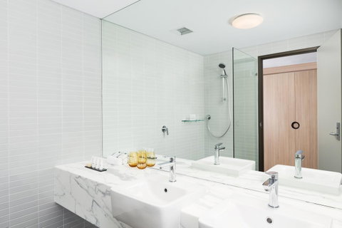 Rydges Parramatta - Holiday Jervis Bay 14
