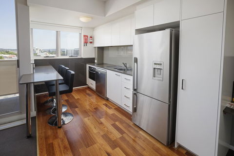 Honeysuckle Executive Apartments - Holiday Jervis Bay 4