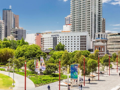 Novotel Sydney Darling Square - Holiday Jervis Bay 1
