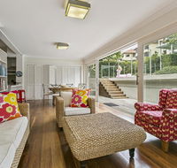 Summery spacious 4 bed home in Kurraba Point - Holiday Jervis Bay