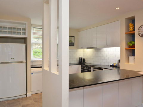 Villa De Saran Located Within Cypress Lakes - Holiday Jervis Bay 8