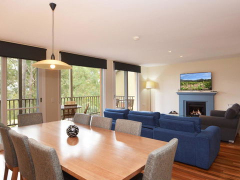 Villa De Saran Located Within Cypress Lakes - Holiday Jervis Bay 6