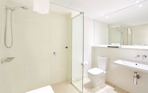 Furama Darling Harbour - Holiday Jervis Bay 33
