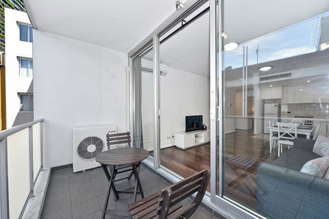 Cosy Apartment In Central Sydney - Holiday Jervis Bay 7