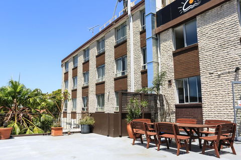 Little Coogee Hotel - Holiday Jervis Bay 2