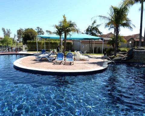 Yarrawonga Waterfront Apartments - Holiday Jervis Bay 0