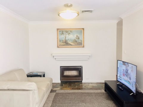 Beautiful Family Holiday House - Holiday Jervis Bay 5