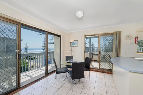 Beach House Holiday Apartments - Holiday Jervis Bay 21