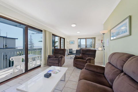 Beach House Holiday Apartments - Holiday Jervis Bay 22