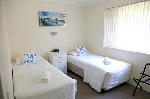 Beach House Holiday Apartments - Holiday Jervis Bay 24