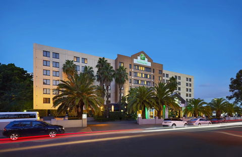 Holiday Inn Parramatta, An IHG Hotel - Holiday Jervis Bay 9