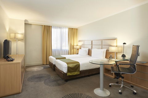 Holiday Inn Parramatta, An IHG Hotel - Holiday Jervis Bay 0