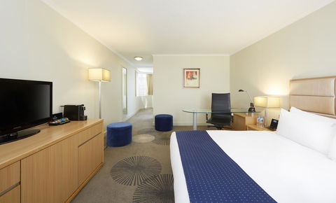 Holiday Inn Parramatta, An IHG Hotel - Holiday Jervis Bay 6
