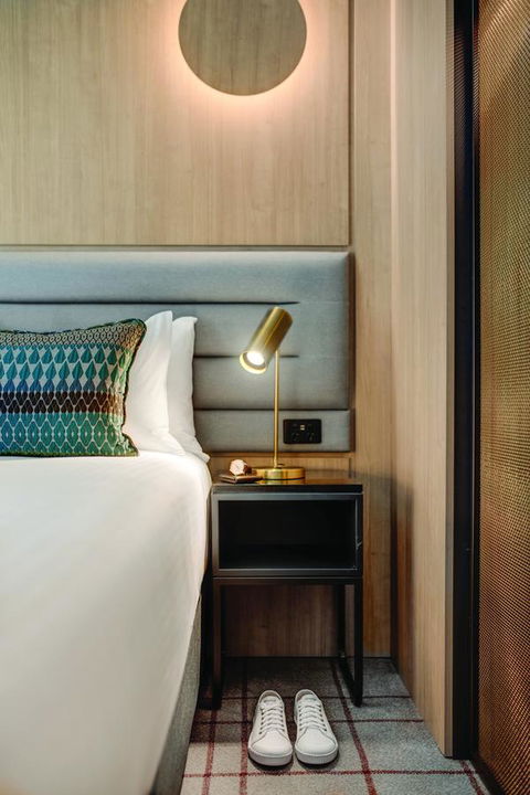 Vibe Hotel Sydney Darling Harbour - Holiday Jervis Bay 1