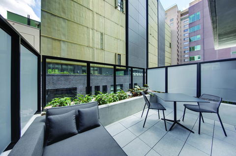 Vibe Hotel Sydney Darling Harbour - Holiday Jervis Bay 14