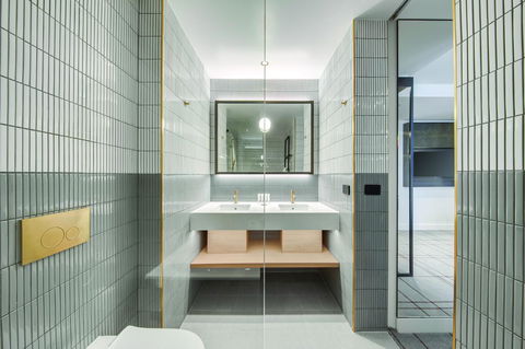 Vibe Hotel Sydney Darling Harbour - Holiday Jervis Bay 27