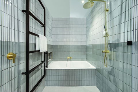 Vibe Hotel Sydney Darling Harbour - Holiday Jervis Bay 26