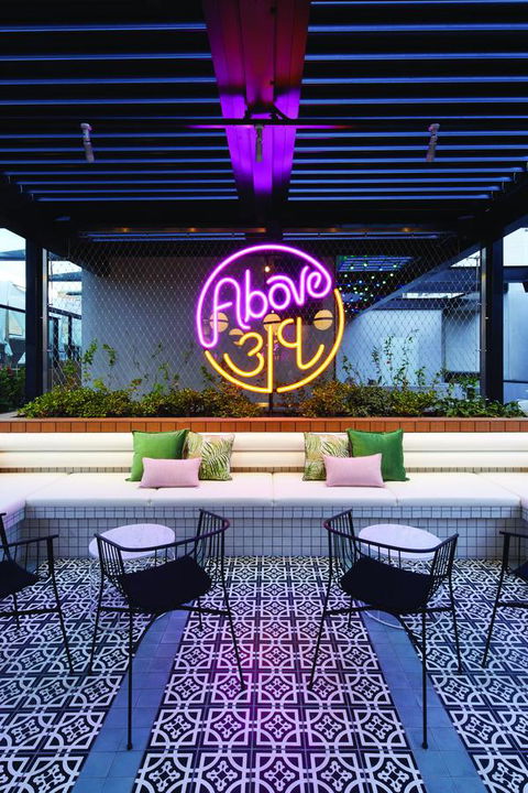 Vibe Hotel Sydney Darling Harbour - Holiday Jervis Bay 5
