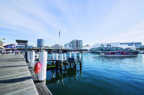 Vibe Hotel Sydney Darling Harbour - Holiday Jervis Bay 11