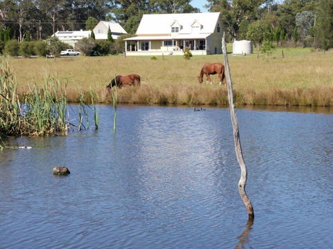 Madigan Wine Country Cottages - Holiday Jervis Bay 2