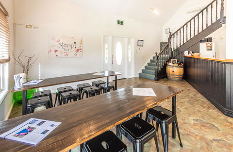 Madigan Wine Country Cottages - Holiday Jervis Bay 26