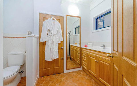 Coast Yamba - Adults Only - Holiday Jervis Bay 20