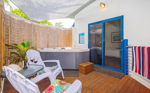 Coast Yamba - Adults Only - Holiday Jervis Bay 3